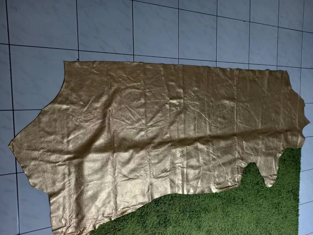 Bahan Kulit Sapi Asli Import Lembaran Deville (Genuine Raw Leather)