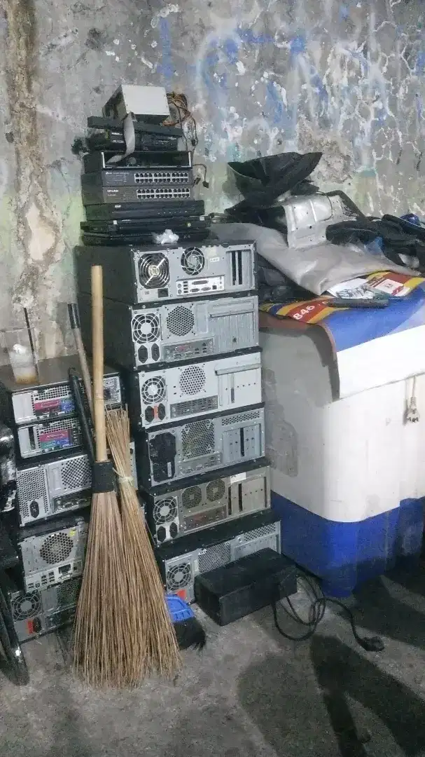 TERIMA ALAT KANTOR KONDISI BEKAS