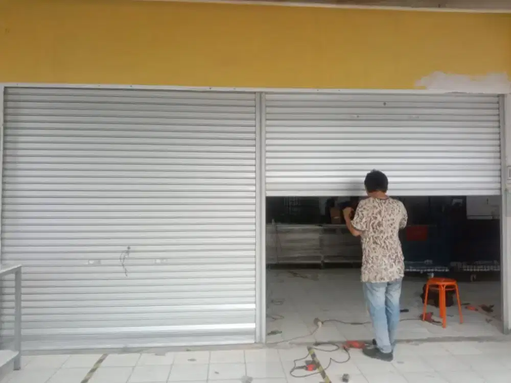 Rolling door, folding gate, kusen almunium