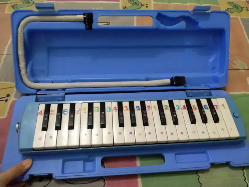 Pianika Yamaha YM-32K/P-32D dengan Koper Plastik Jadul