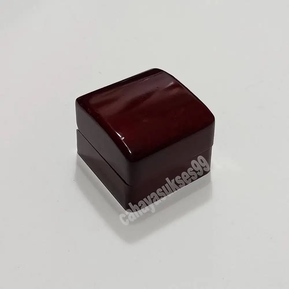 Kotak Box Kayu Tempat Perhiasan Cincin Gelang Kalung Liontin 6,5cm
