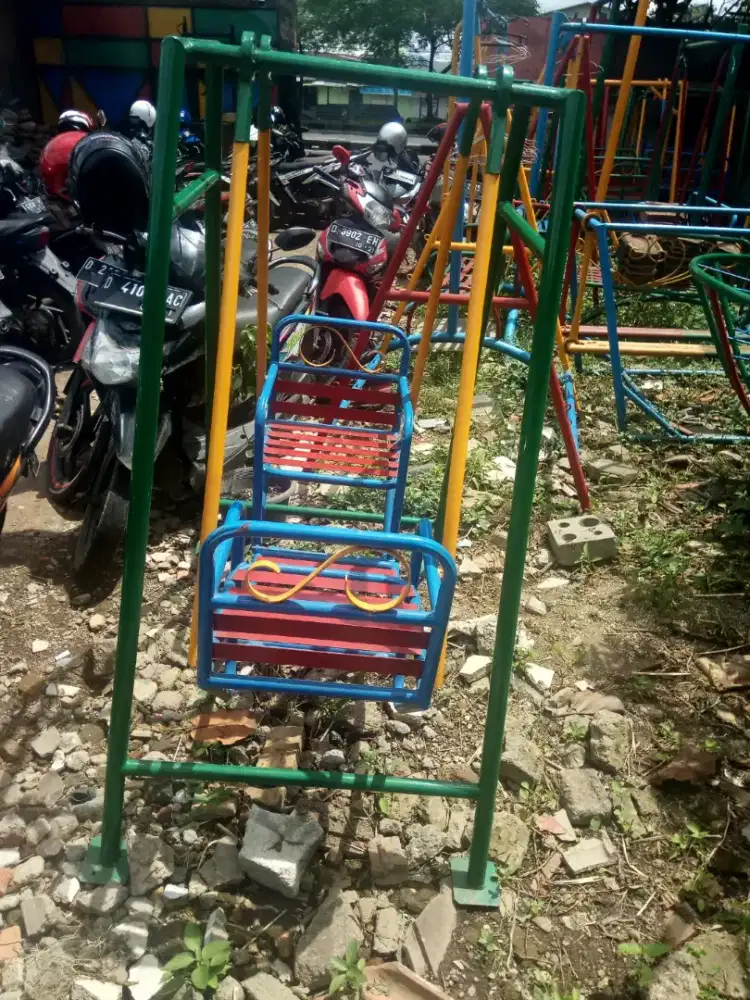 Dijual ayunan dari besi untuk sekolah PAUD, TK dan taman