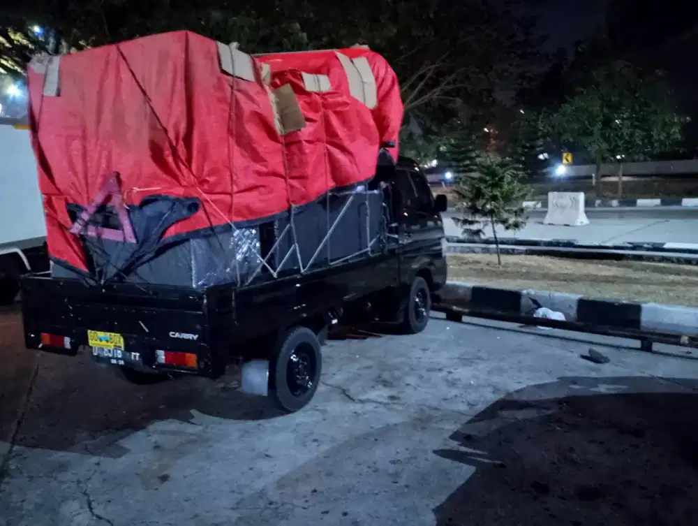 Jasa angkutan barang dalam dan luar kota Bandung