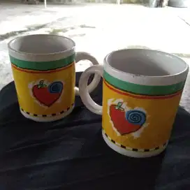 Mug Kuning Gelas Minum 1 set isi 8 buah ukuran 8 cm tinggi 10 cm