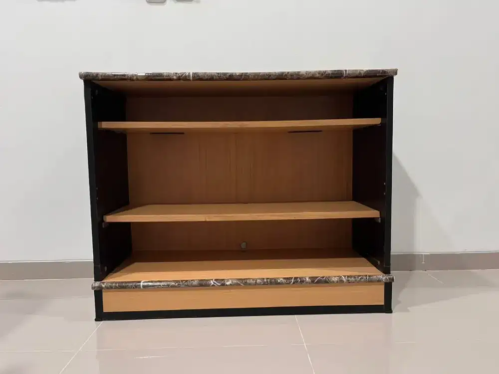 Lemari susun merk High point