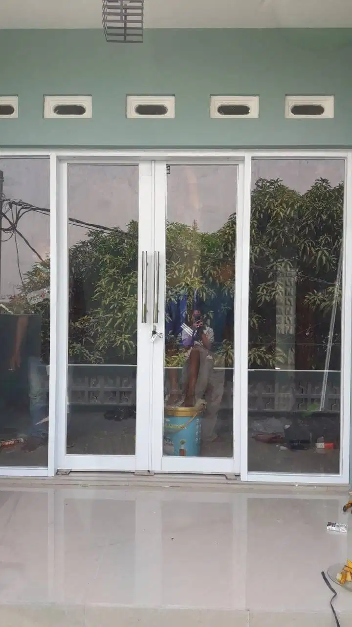 PINTU KACA TOKO ALUMINIUM PINTU KIOS
