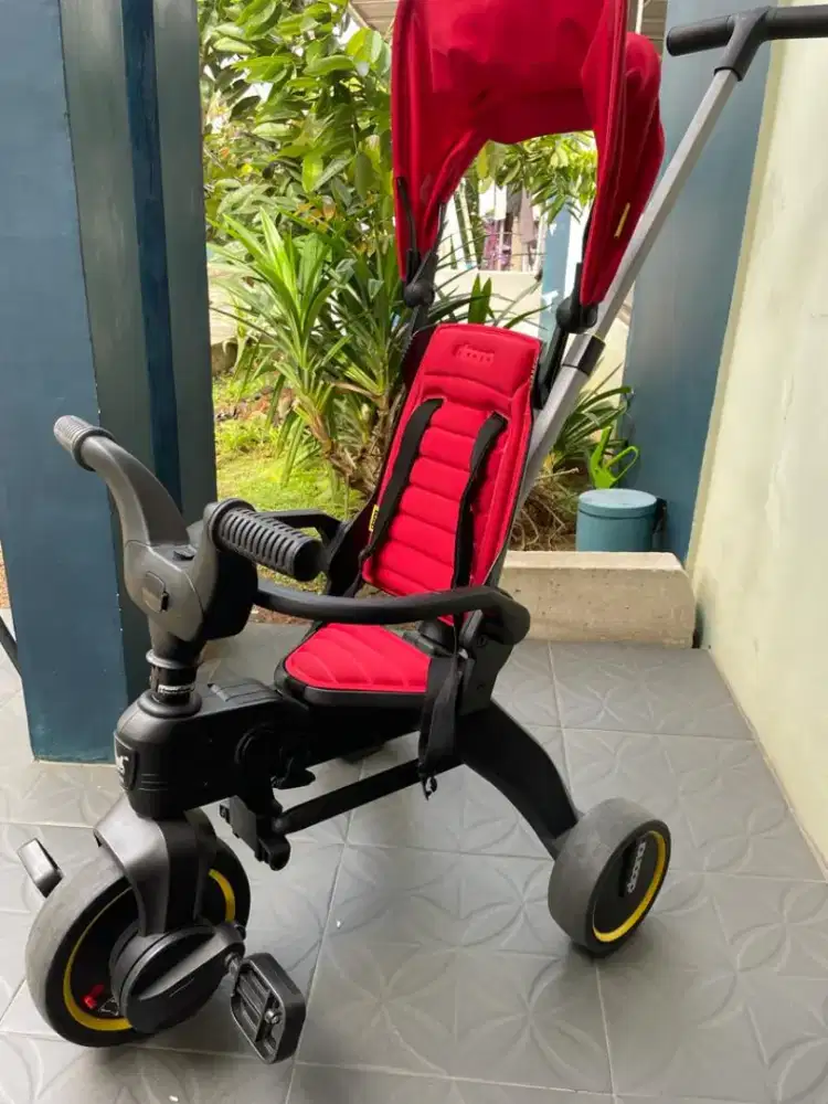 Sepeda doona liki trike s1
