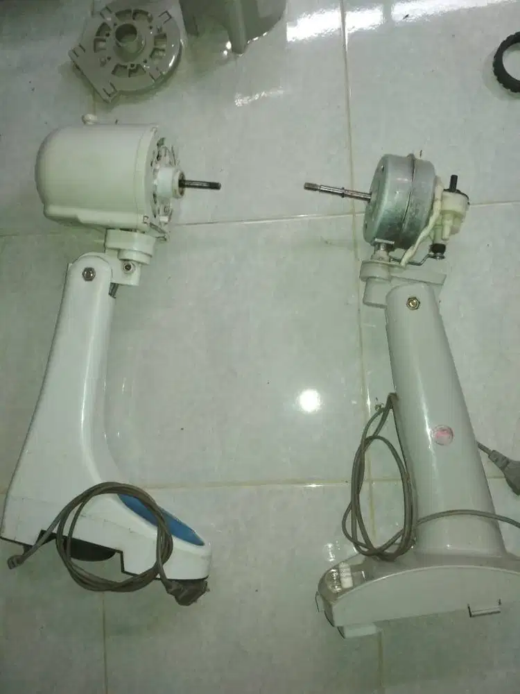 Kipas Angin Stand Dinding