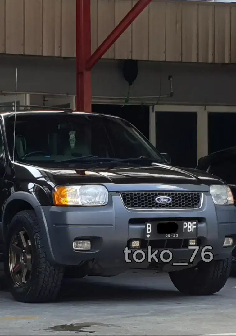 Ford Escape 3.0 XLT 2003 Hitam