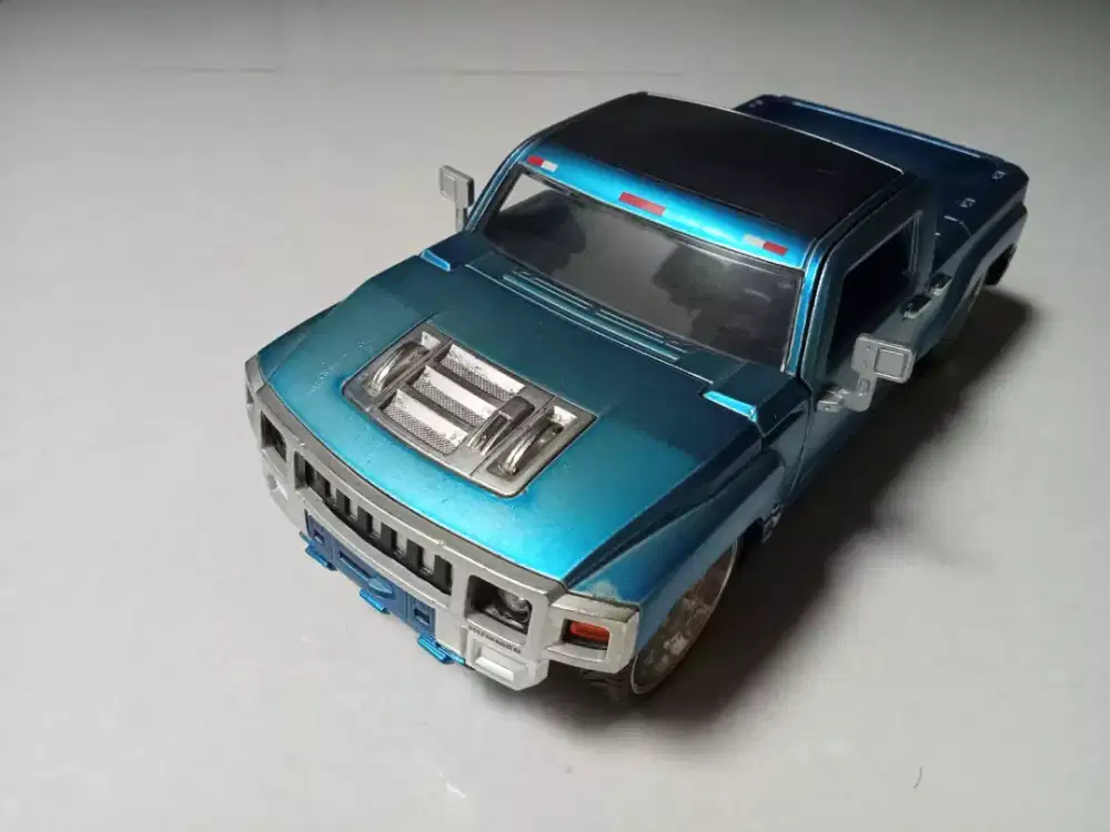 Diecast Humvee jada toys 1:24