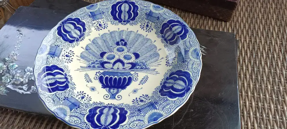 Piring holand abad 17