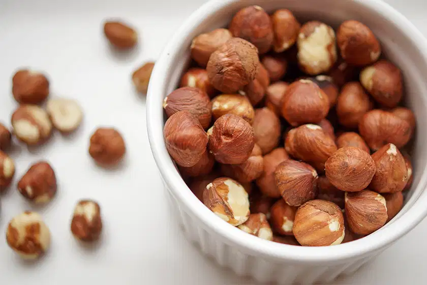 Kacang Hazelnut Camilan Cemilan Makanan Ringan Snack Enak Sehat Diet