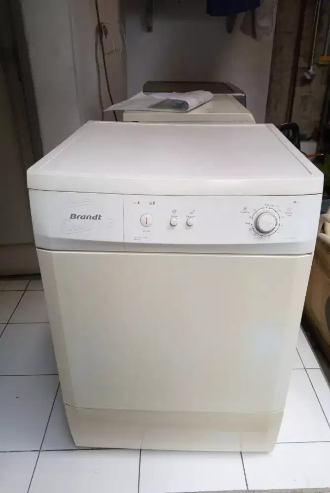 Mesin pengering Brant 8 kg udah memakai gas normal pemakain