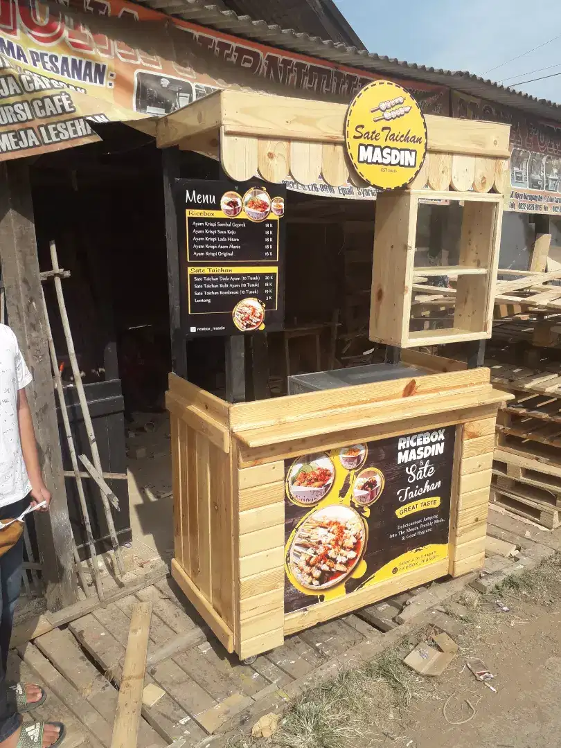 FROMO Booth sate taichan cocok untuk usaha