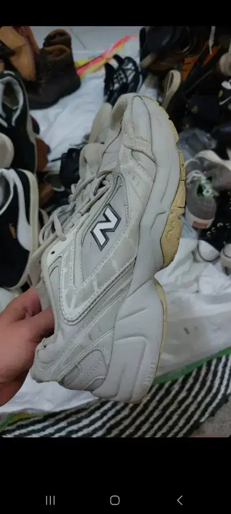 Sepatu new balance skena size 43/28 cm jual murah aja BU banget langka