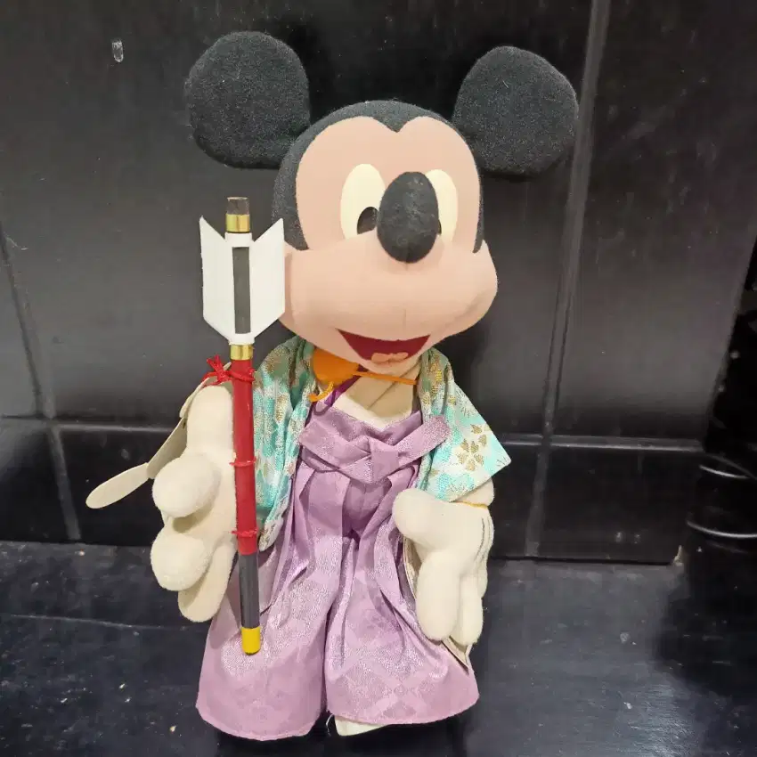 Boneka Mickey Mouse ori