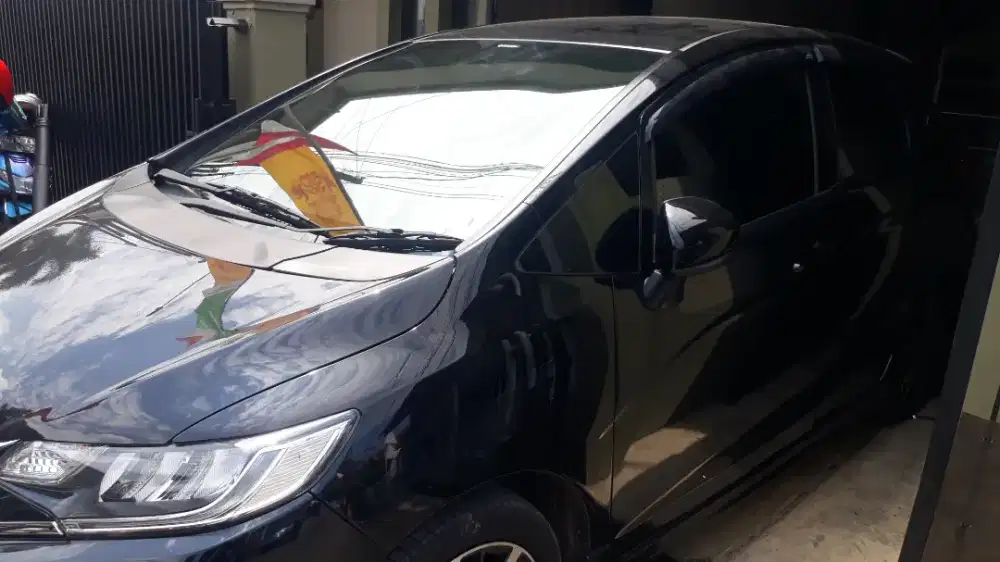 teknisi kaca film mobil home service