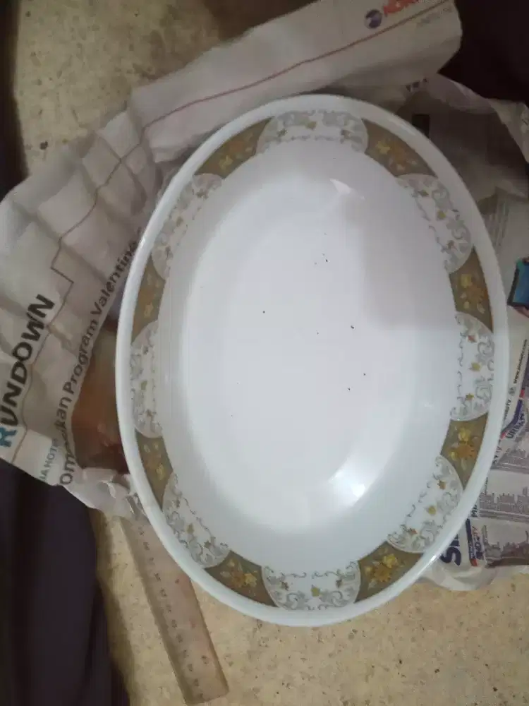 Mangkok sayur motif vintage merek RC