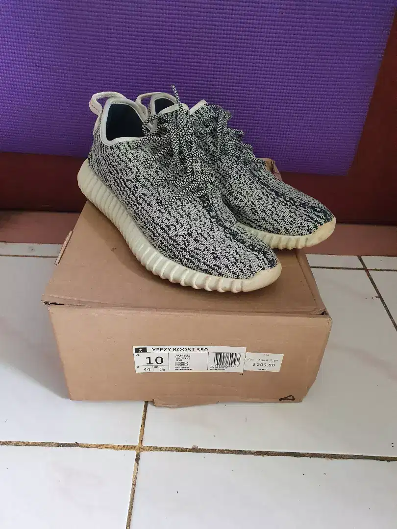 Sepatu Adidas Yeezy Boost 350 Turtle Dove