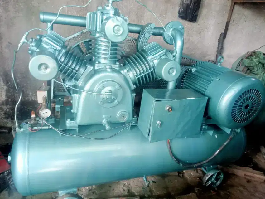 Mesin kompressor 15 HP Sanco Jepang