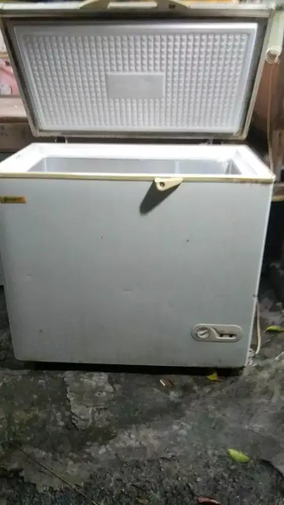 Jual beli Frezer Dan Perbiakannya