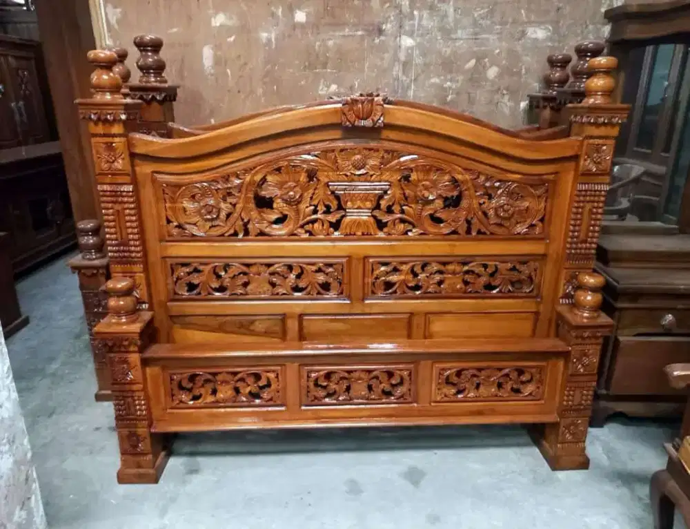 Tempat tidur model rahwana kayu jati no:2