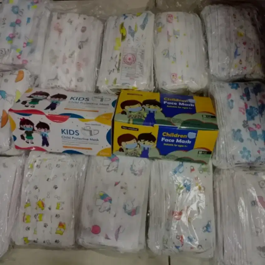 Gratis Antar - Masker Anak 3 - 14 Tahun Earloop 3 ply / Lapis