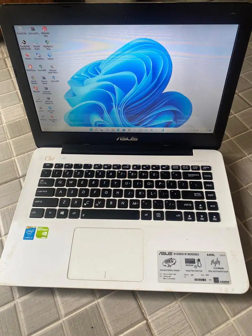 Laptop Asus A455 Core i3 Nvidia RAM 6GB Putih
