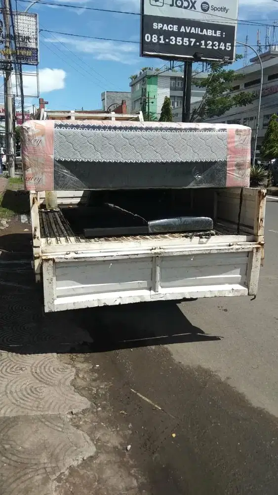LAST STOCK !! King Size Boxy Springbed 180x200