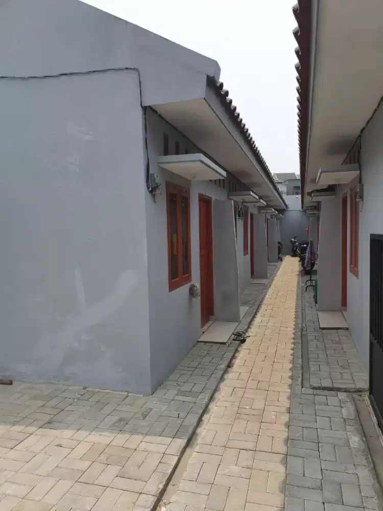 Rumah Kontrakan Meruya Selatan untuk Keluarga