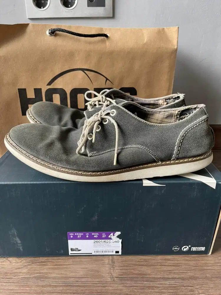 Sepatu hushpuppies authentic size 44 masih layak pakai