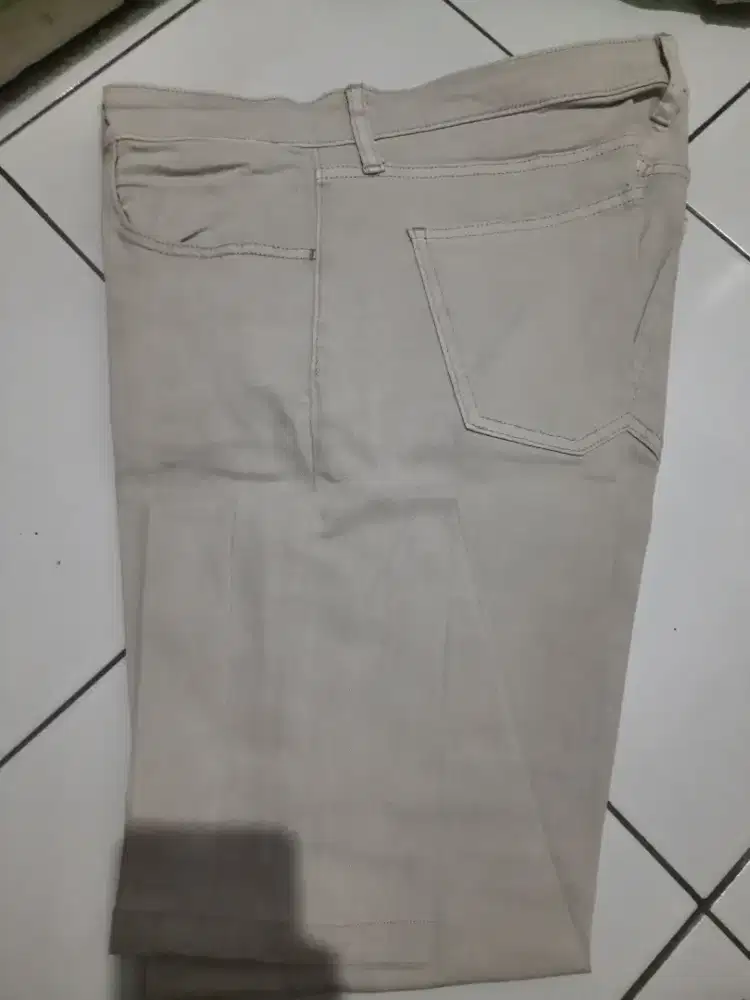 Celana chino Uniqlo original