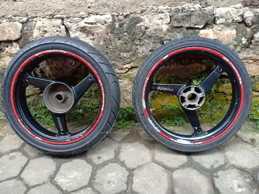 Velg Vixion R17