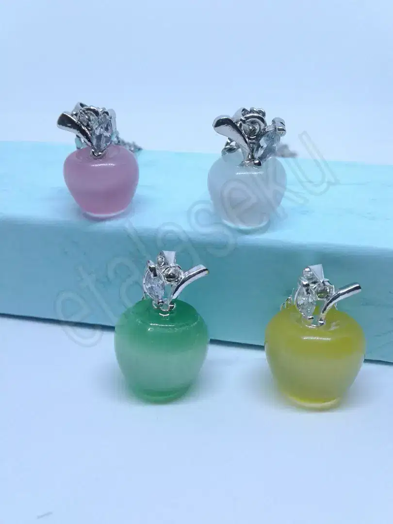 Kalung wanita cantik liontin apel crystal
