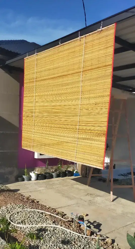 tirai rumbia kursi bambu kursi kayu tangga lipat dan