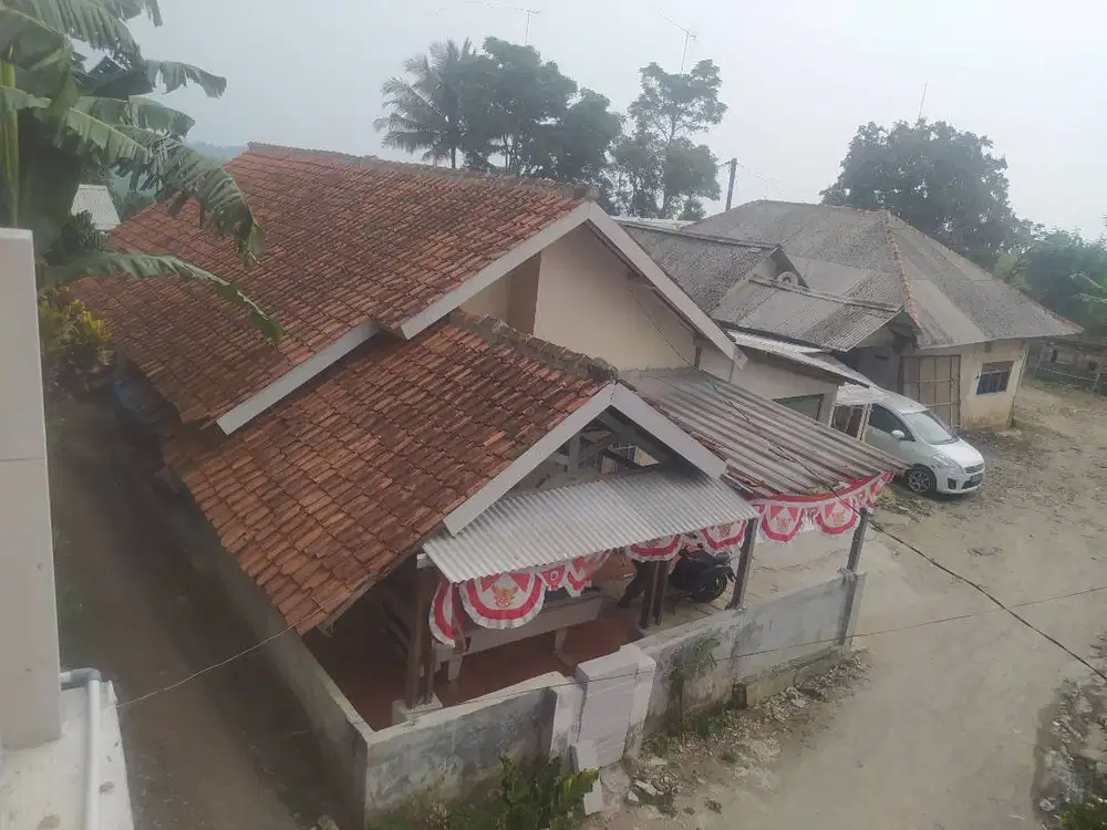Dijual rumah di kaki guning salak, view pedesaan dan gunung salak