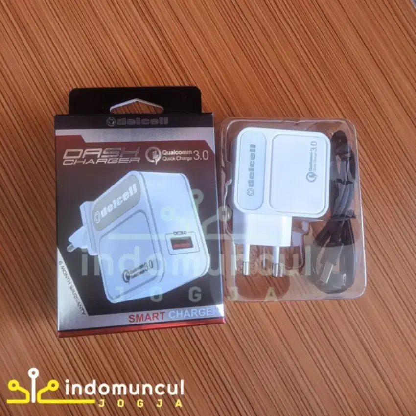 Delcell  adaptor charger quickcharging 3.0,QC 3.0,free kabel data  NEW