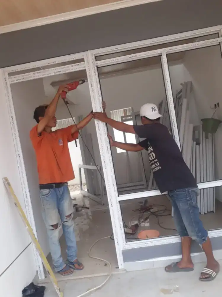 Kusen upvc warna putih