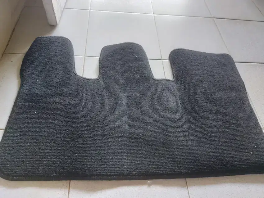 Karpet original mobilio 2021 hanya bagian belakang