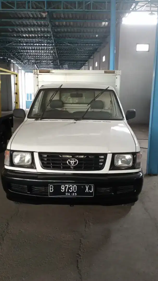 Dijual kijang pic up th 2005