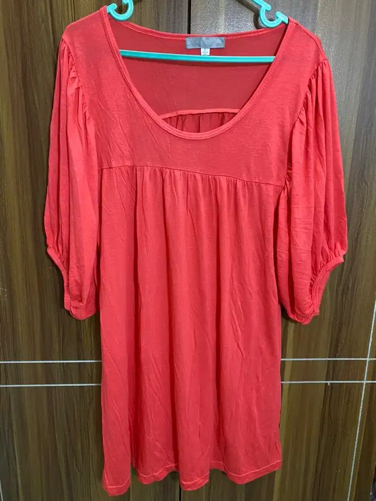 Red Top Temt preloved