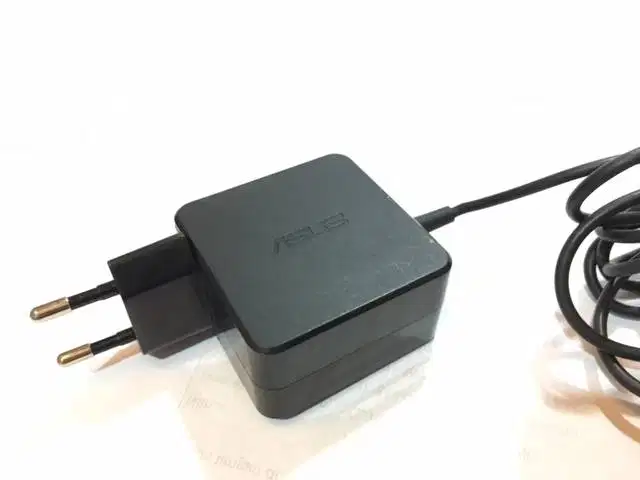 ORIGINAL Adaptor Charger Laptop ASUS 19v 1 75A 1.75a X200 X201 X202
