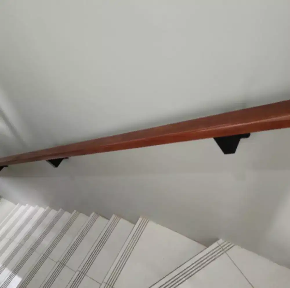 Pegangan relling kayu