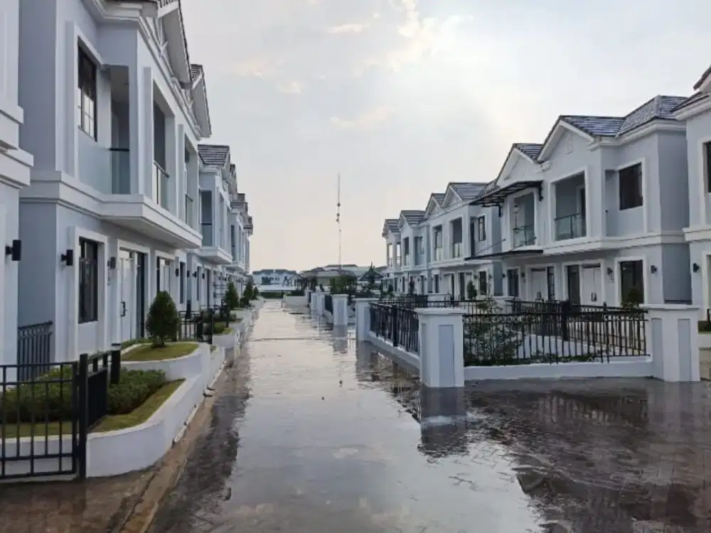 Disewakan Rumah BISA BAYAR BULANAN 3 Lantai LAVON CIKUPA Tangerang