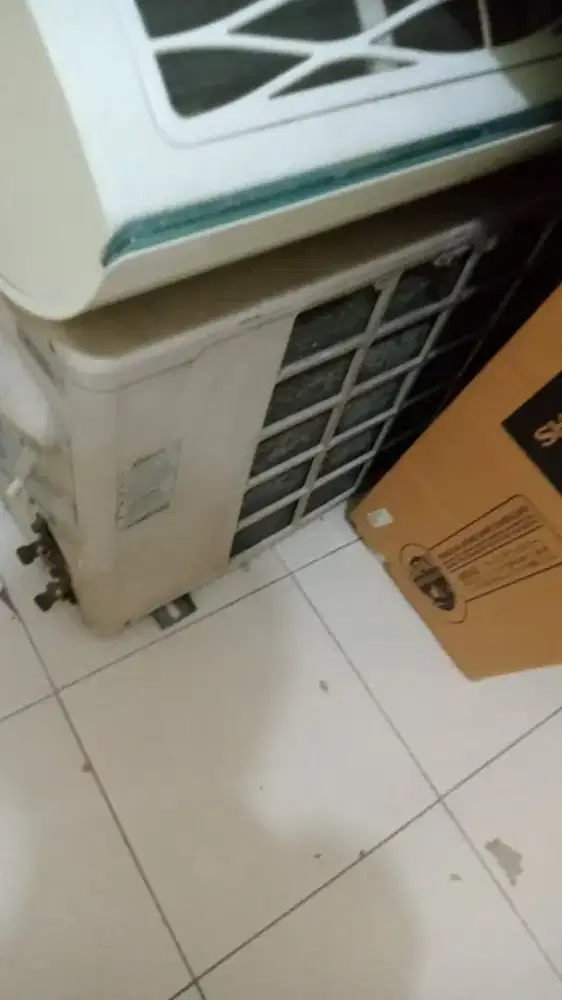 Di beli ac bekas, segala kondisi