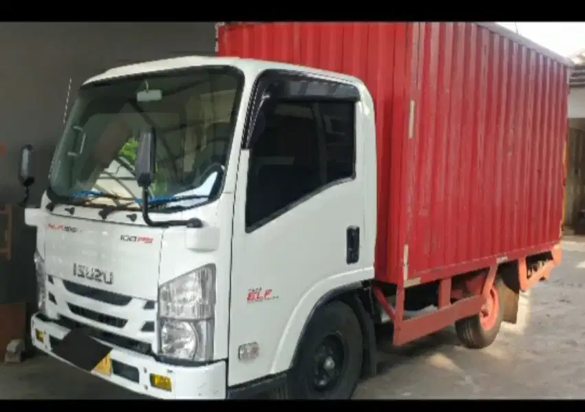 Isuzu elf NLR 2019