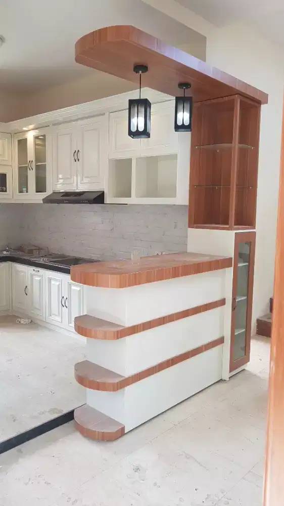 Meja bar dan kitchen set