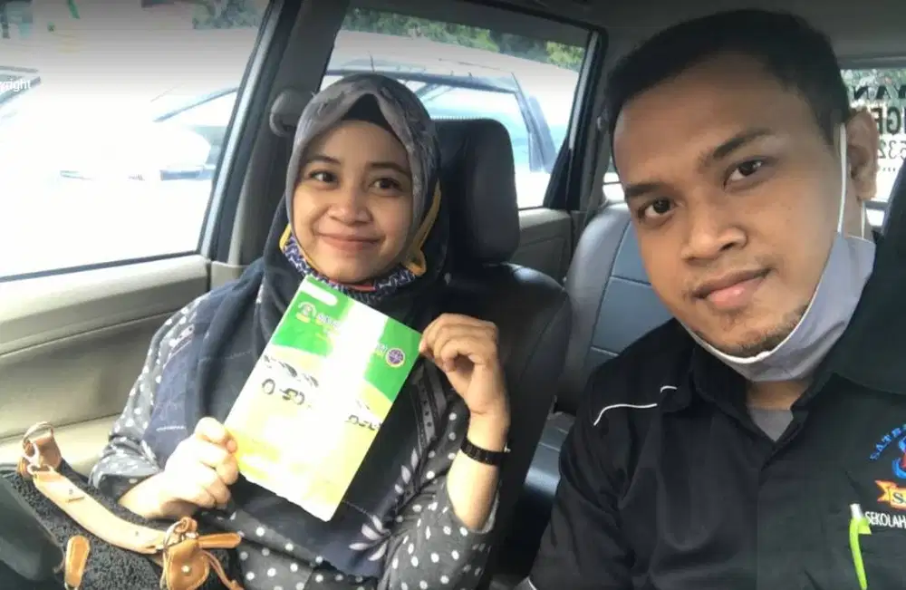 Dicari Driver Max 35th, Bisa Ngajar Nyetir Mobil