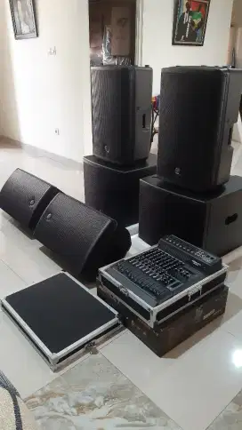 1 set SOUND ACTIVE 6000watt no huper beta3 yamaha speaker aktif