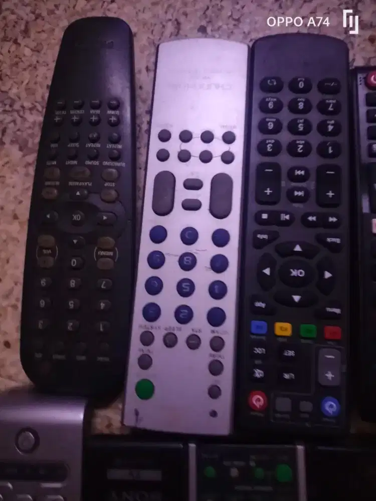 Remote tv dan home teater dan udio